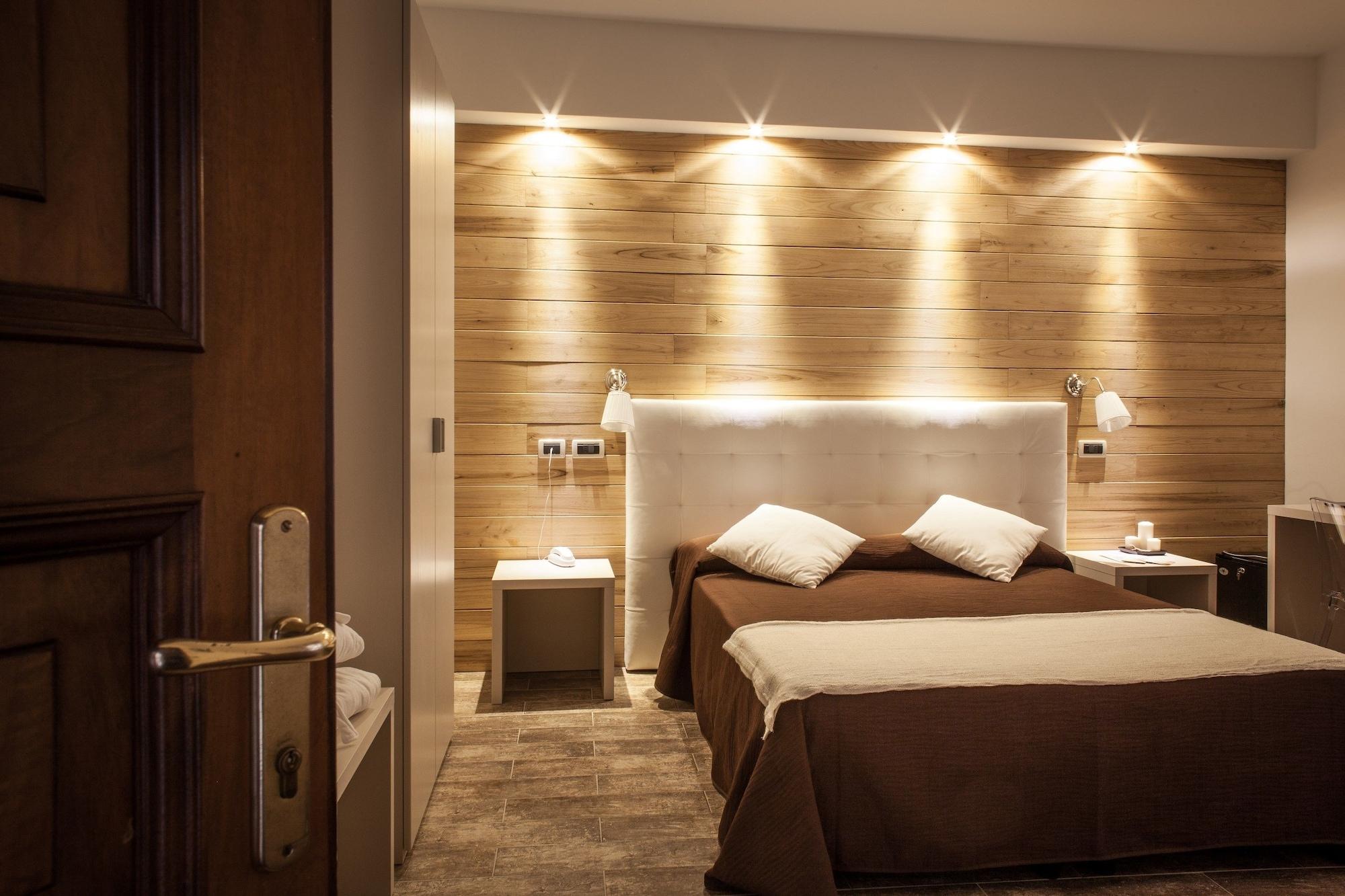 אבדיאה סאן סלבטורה Piccolo Hotel Aurora מראה חיצוני תמונה