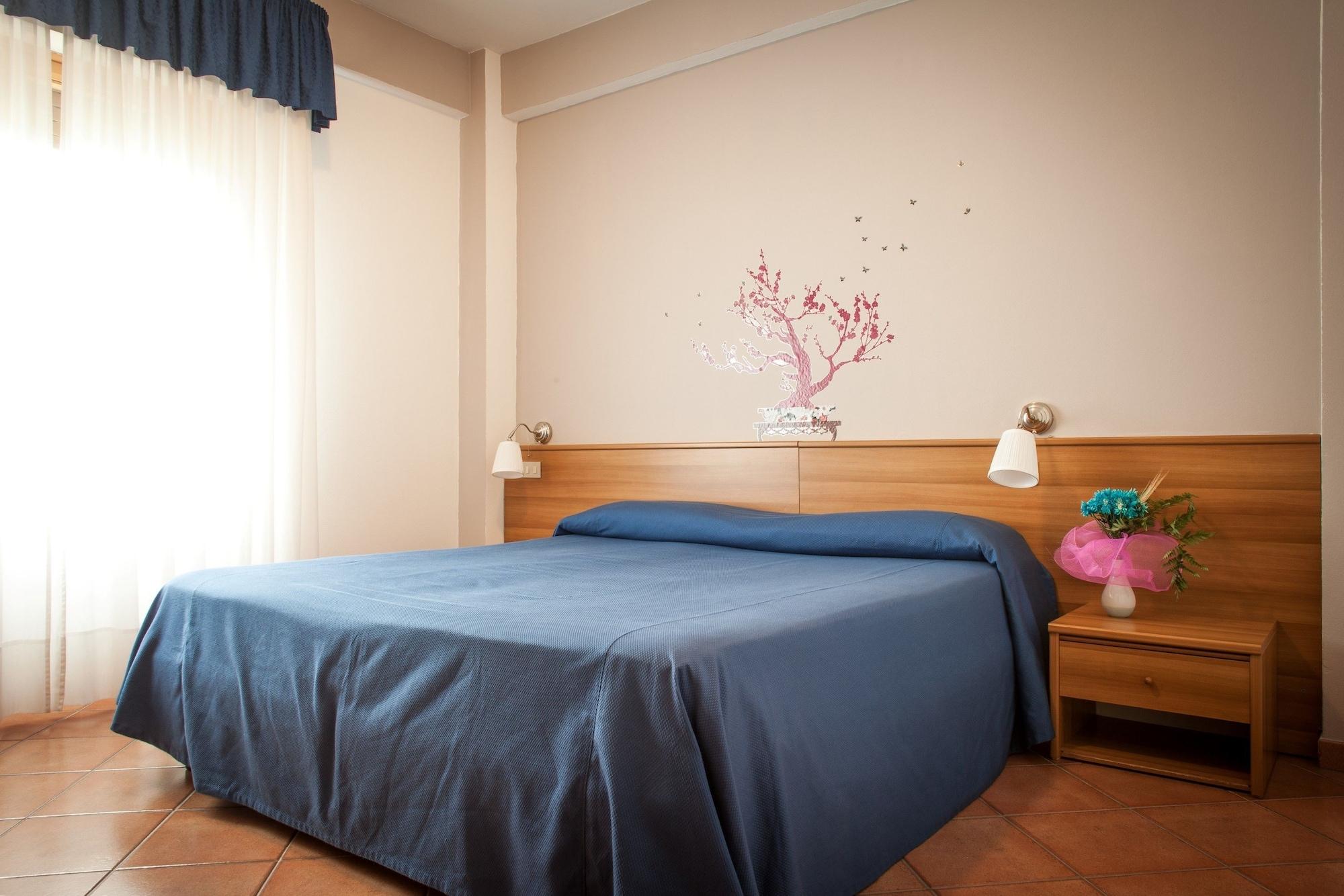 אבדיאה סאן סלבטורה Piccolo Hotel Aurora מראה חיצוני תמונה