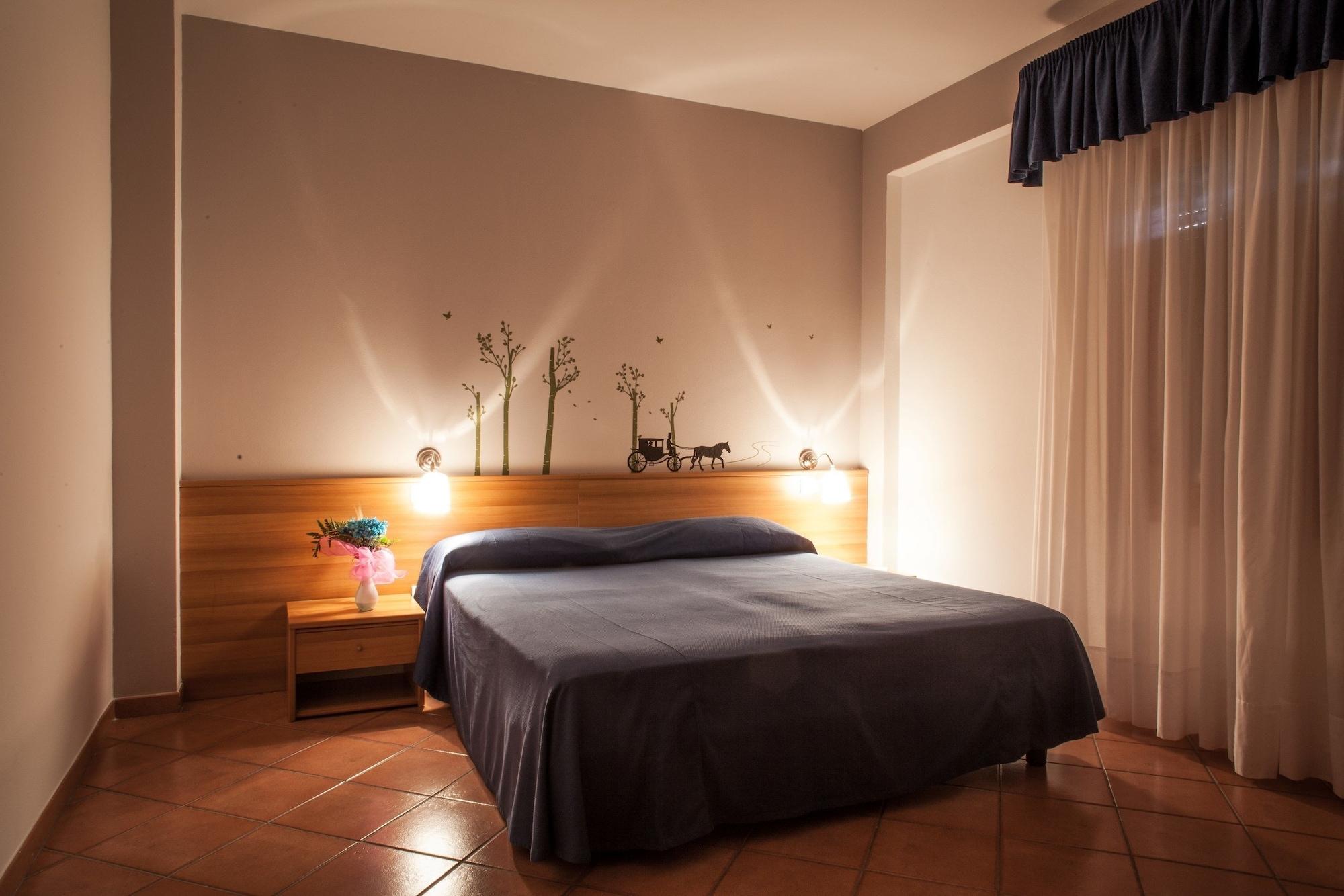 אבדיאה סאן סלבטורה Piccolo Hotel Aurora מראה חיצוני תמונה